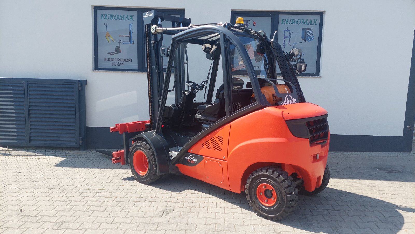 LINDE H35 T 2013.god, pozicioner vilica do 260 cm, TOP STANJE 10 Linde h35 t 2013 god pozicioner vilica 260 cm top stanje slika 252326841